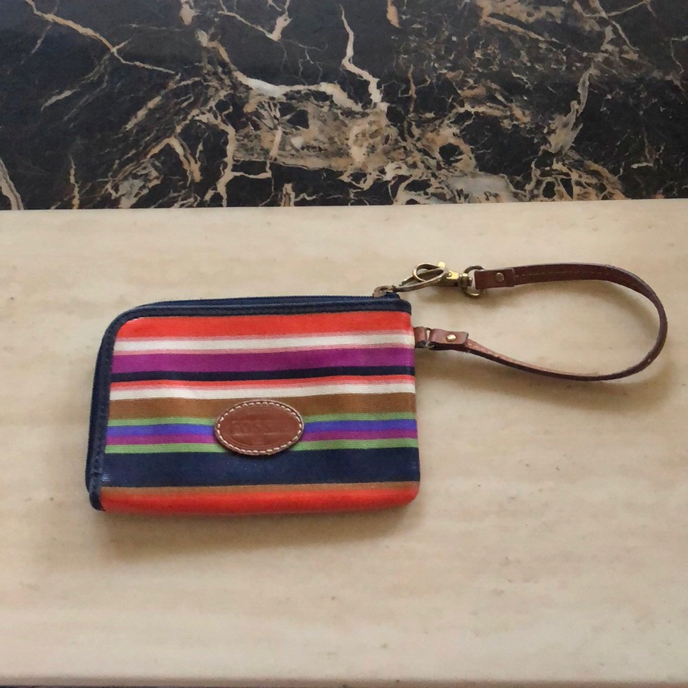 Adorable Fossil Keyper Wristlet In Excellent Cond. - image 1